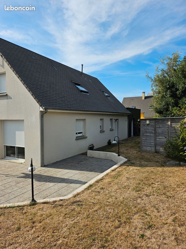 Maison 7 pièces 140 m² · à Muneville-sur-Mer · 140 m² · 352 000 €