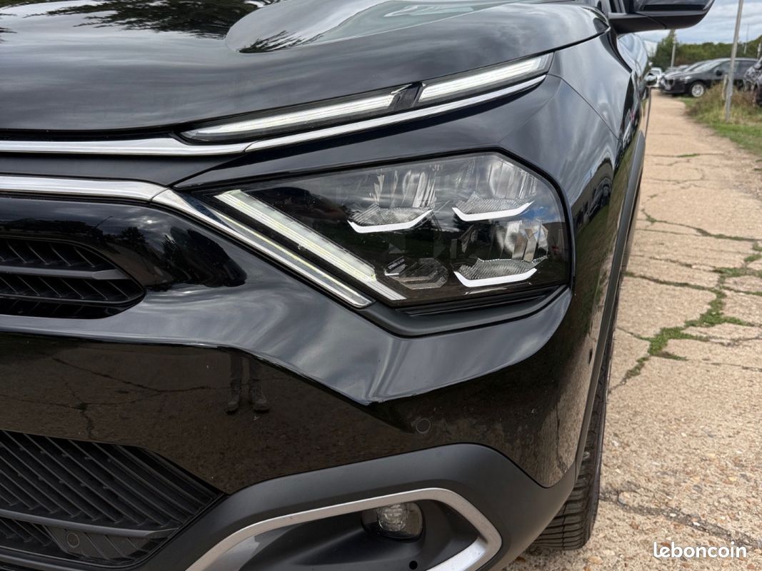 CITROEN C4 X 1.2 PureTech 130 SS EAT8 Shine TVA RECUPERABLE (image 30)