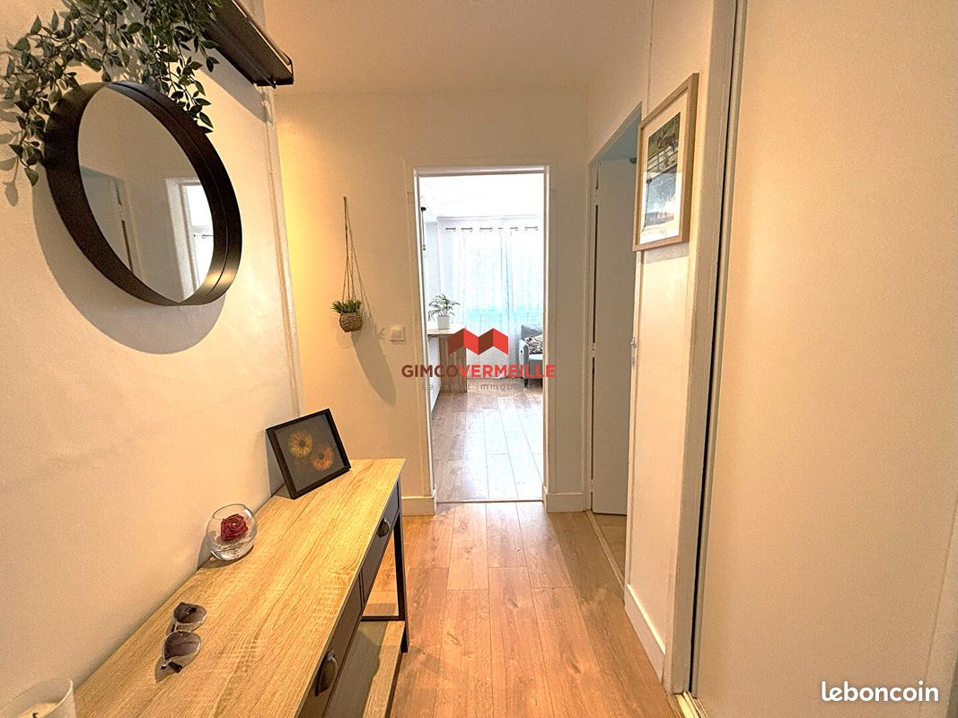 Appartement 2 pièces 54 m² · à Poissy · 54 m² · 905 €/mois