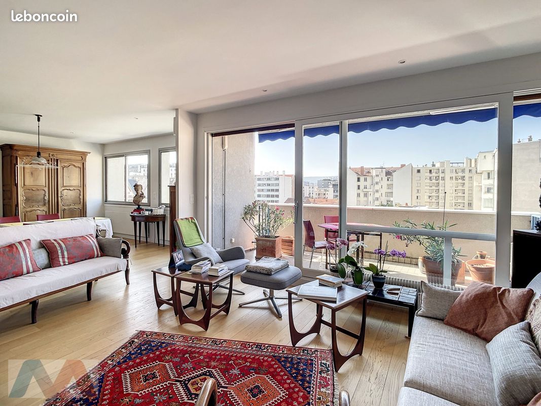 Appartement 7 pièces 191 m² · à Clermont-Ferrand · 191 m² · 548 000 €