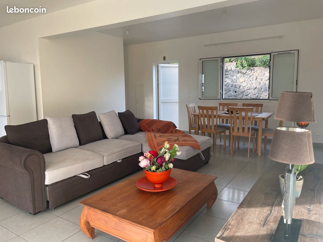 Maison 4 pièces 124 m² · à Saint-Paul · 124 m² · 1 450 €/mois