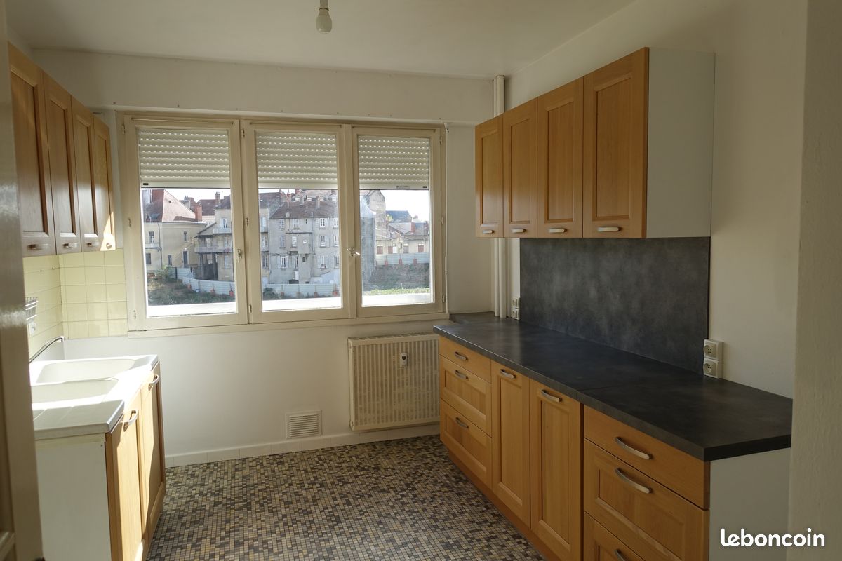 Appartement 5 pièces 89 m² · à Roanne · 89 m² · 1 150 €/mois