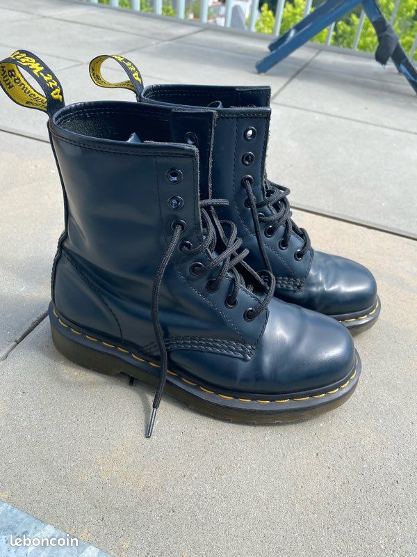 Martens 1460 Smooth Leather Doc Martens Bleu Marine Femme Dr