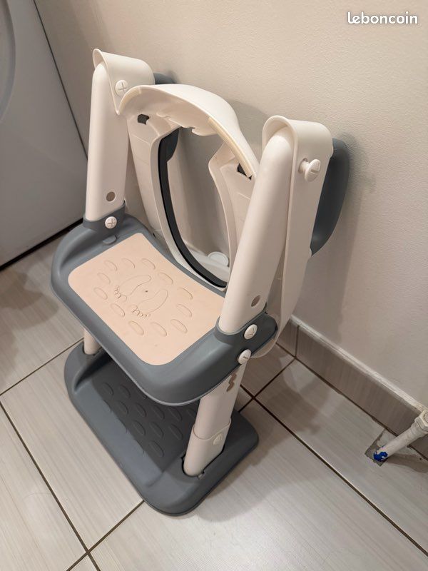 Réducteur WC enfant avec marchepied (image 2)