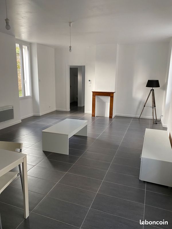 Appartement 2 pièces 67 m² · à Cholet · 67 m² · 650 €