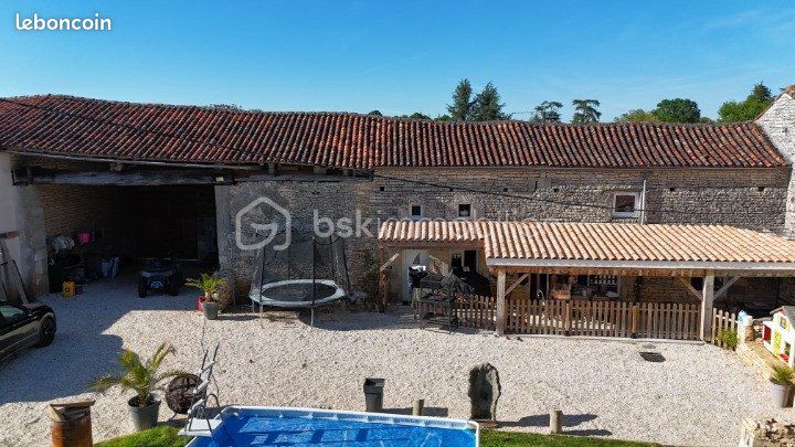 Ferme 5 pièces 150 m² - Chenon 16460 (image principale 12)