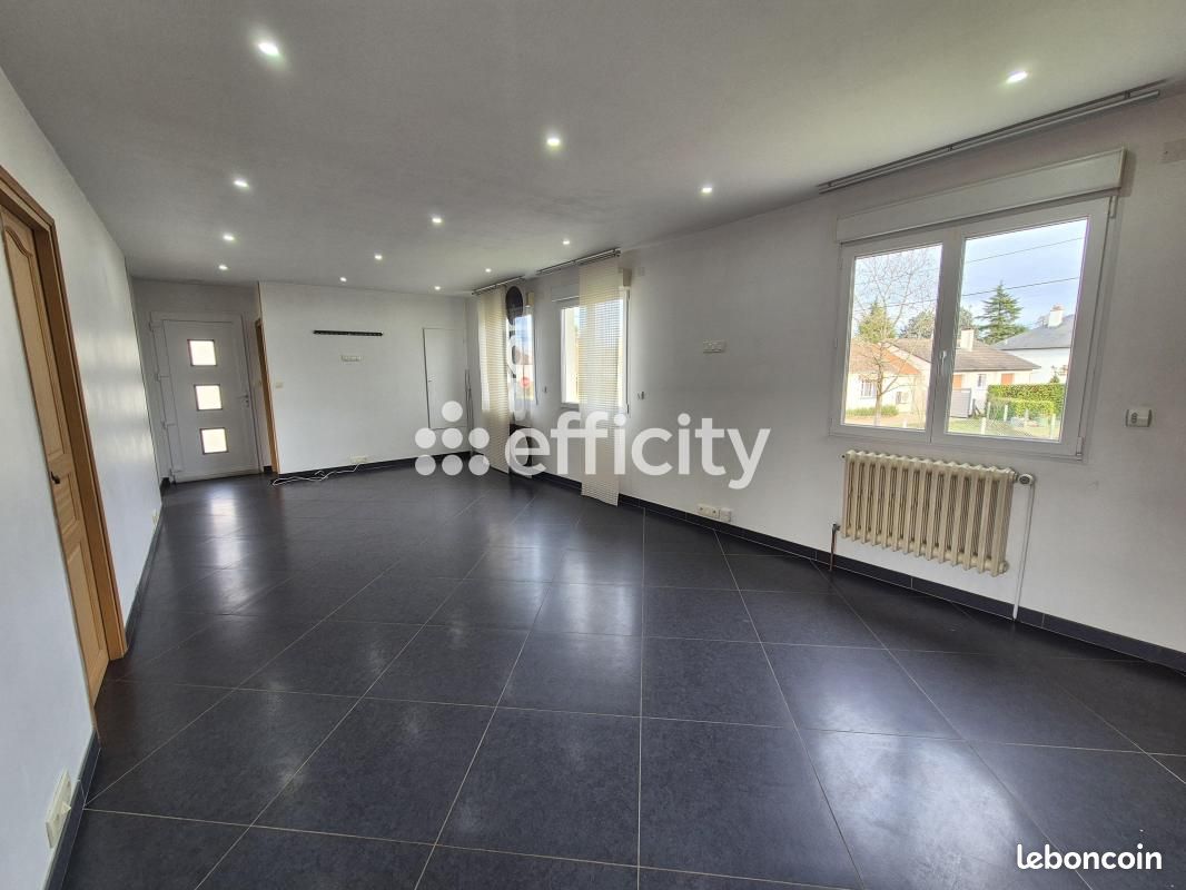 Maison 5 pièces 145 m² · au Controis-en-Sologne · 145 m² · 189 000 €