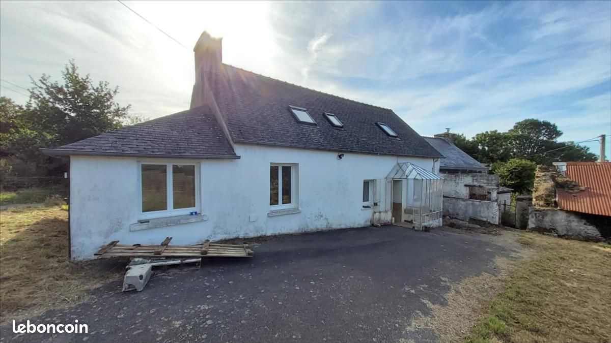 Maison 6 pièces 92 m² · à Poullaouen · 92 m² · 78 750 €