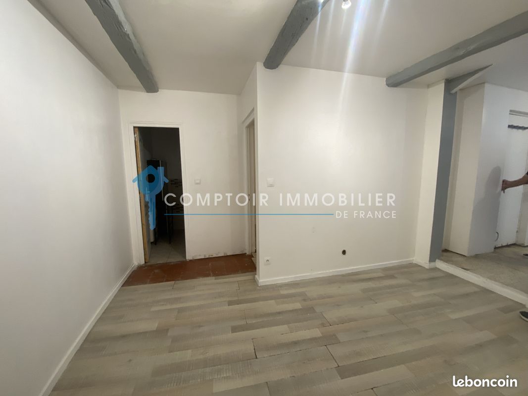 Appartement 3 pièces 44 m² · à Nîmes · 44 m² · 590 €