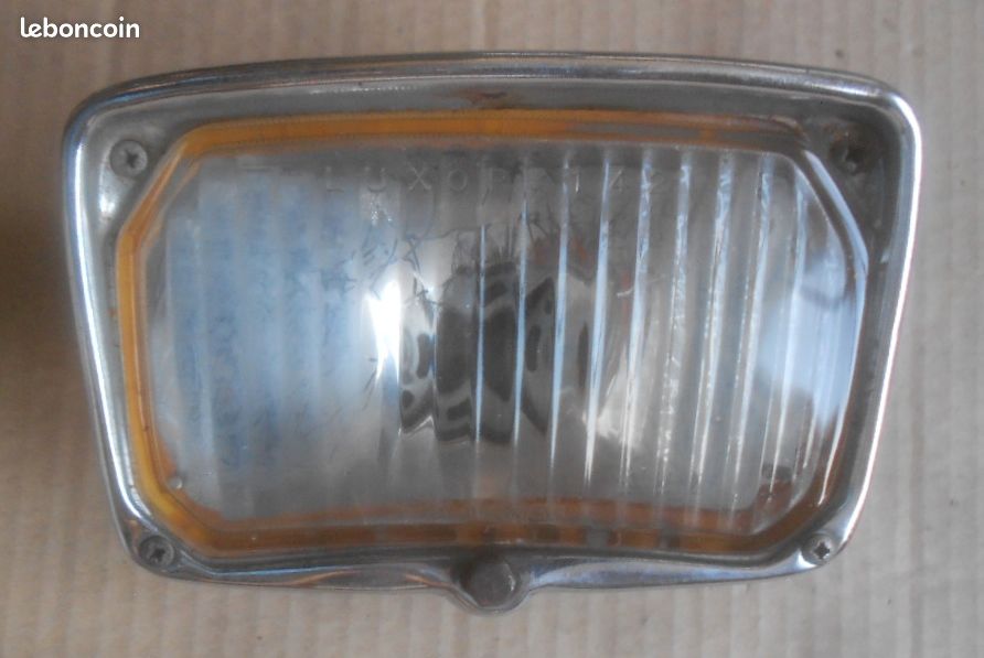 Vis Phare Motobecane Luxor Vintage, Ancien Stock – Pour Pièces Ou Collection