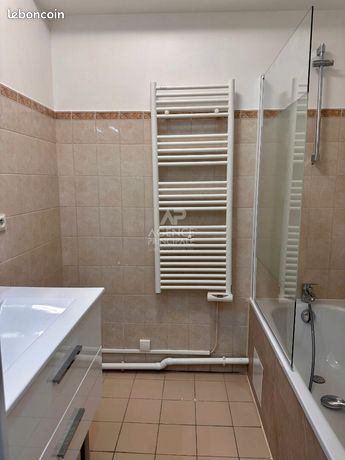 Appartement a louer saint-germain-en-laye - 4 pièce(s) - 103 m2 - Surfyn