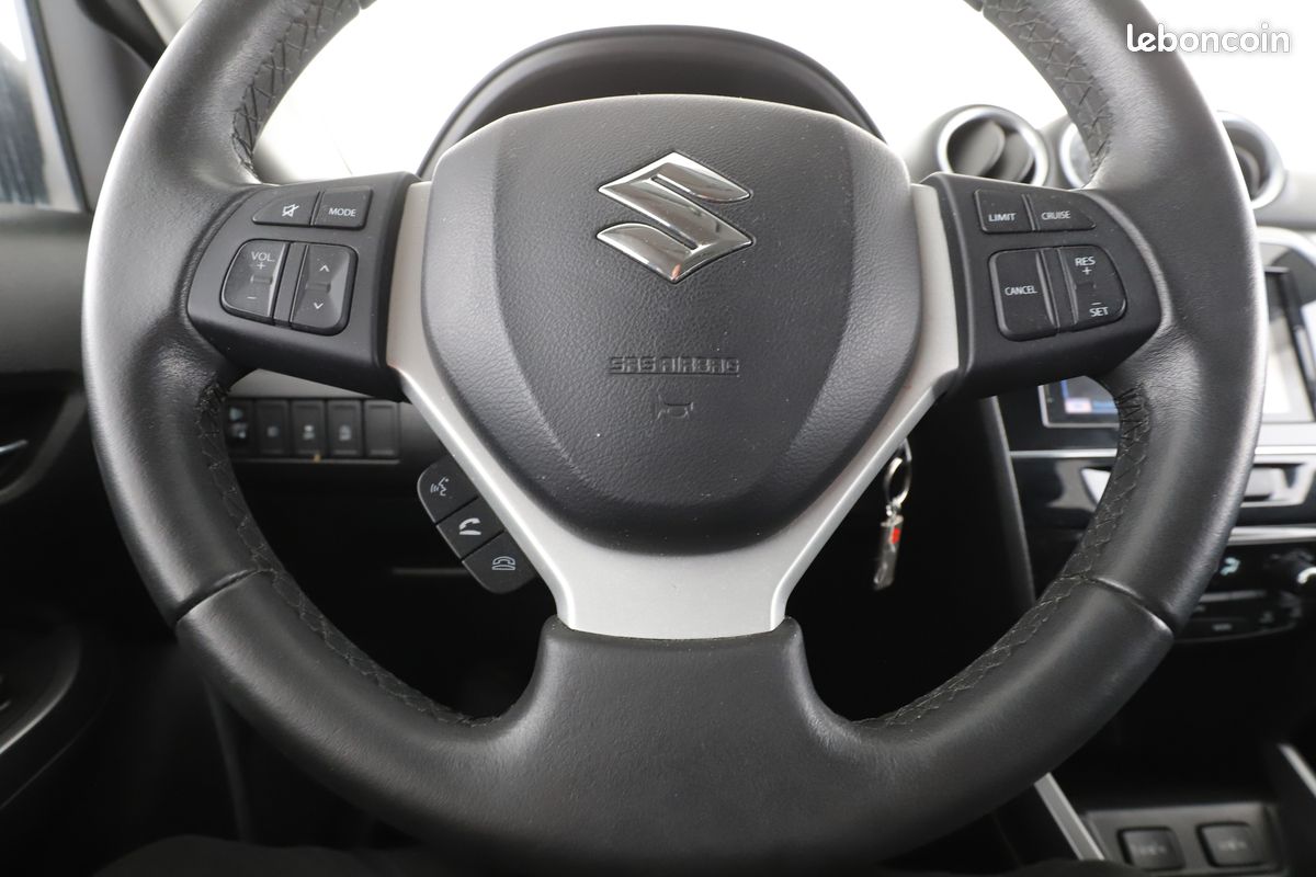 Suzuki Vitara 1.0 BoosterJet Privilege 111 ch (image 15)