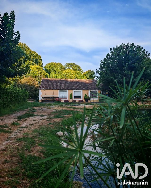 Maison 3 pièces 100 m² · à Carnoules · 100 m² · 1 699 000 €