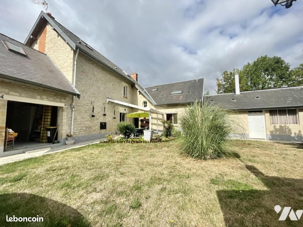 Maison 6 pièces 159 m² · à Thil · 159 m² · 366 500 €