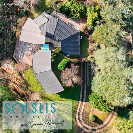 Maison 9 pièces 270 m²