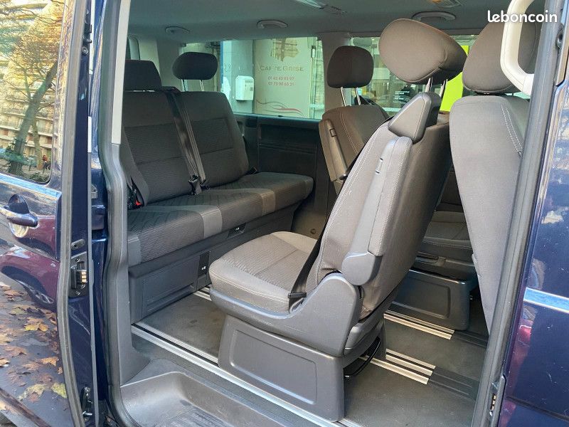 Volkswagen MULTIVAN 2.0 TDI 180CH BLUEMOTION TECHNOLOGY CONFORTLINE 4MOTION DSG7 (image 15)