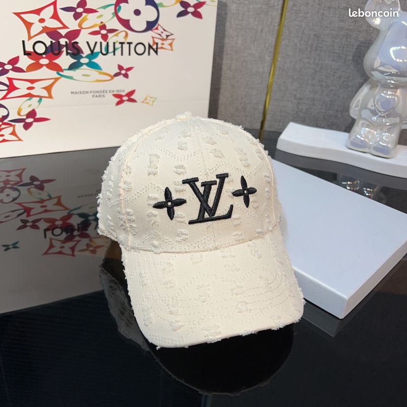 Chapeau (image 1)