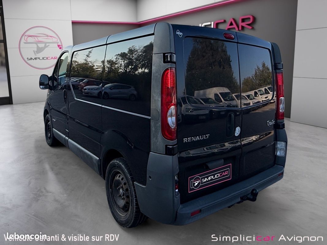 Renault trafic fourgon 2.5 dci 150 l1h1 1200 kg confort gn (image 7)