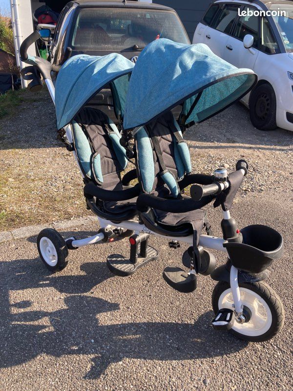 Tricycle double pour jumeaux Jeux Jouets