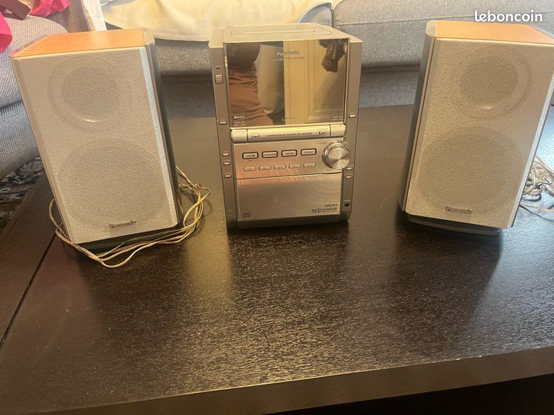 CHAINE HIFI Panasonic Stereo AM/FM 5CDS Changer + Cassette (image 1)