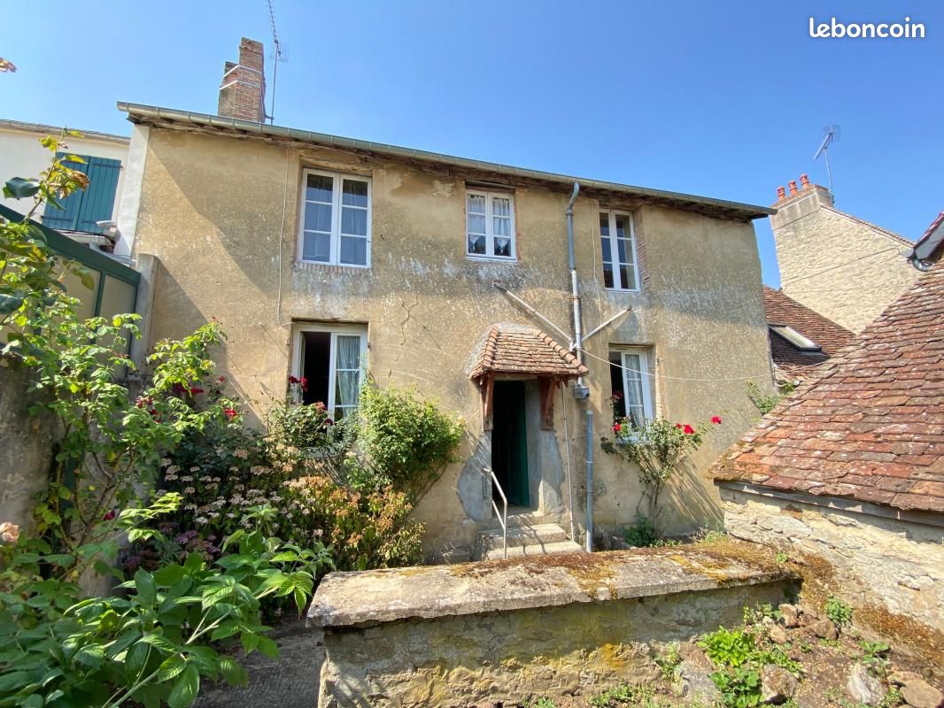 Maison 6 pièces 170 m² · à Alençon · 170 m² · 96 000 €