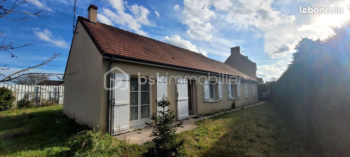 Maison 4 pièces 87 m² · à Lion-en-Sullias · 87 m² · 125 000 €