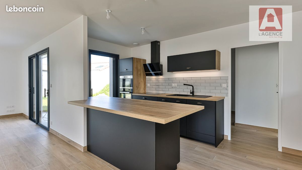 Maison 4 pièces 105 m² · à Soullans · 105 m² · 348 900 €