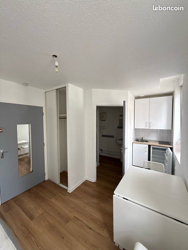 Appartement 1 pièce 14 m² · à Reims · 14 m² · 470 €