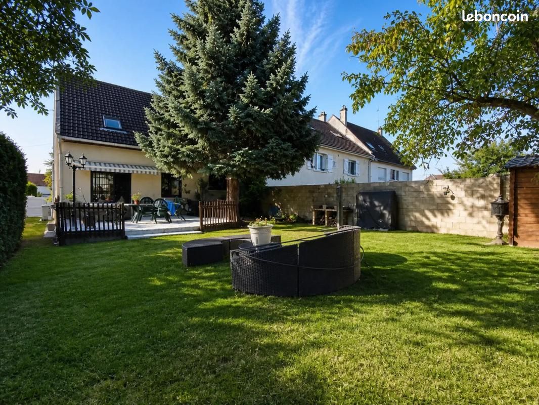 Maison 5 pièces 100 m² · à Goussainville · 100 m² · 369 000 €