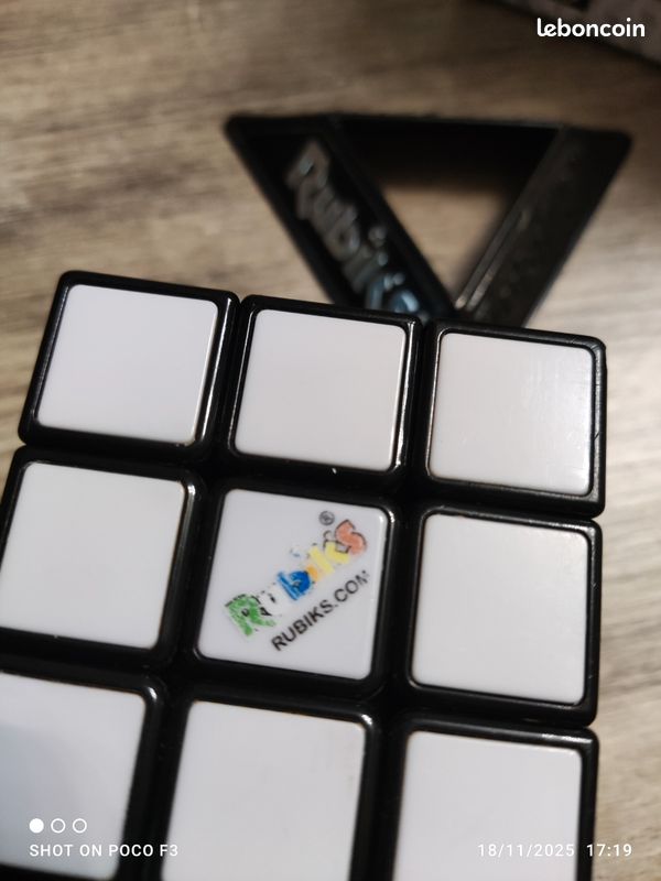 Rubik's (image 2)