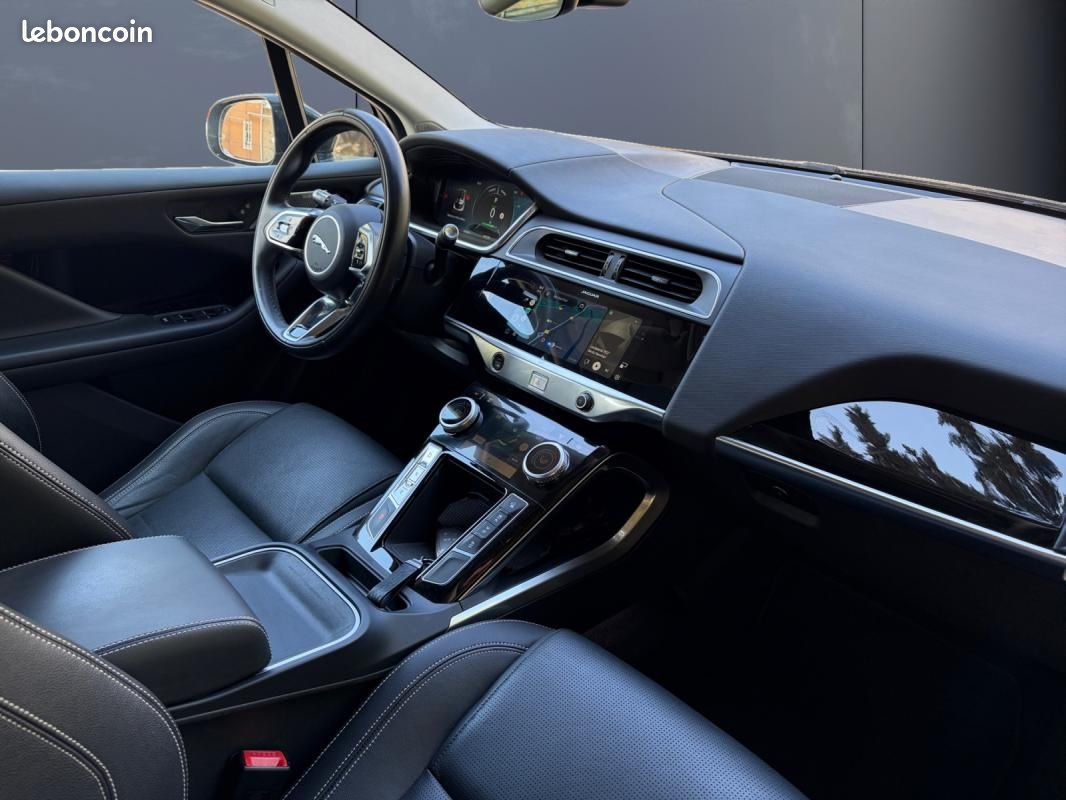 Jaguar I-PACE SE EV400 ch /Carplay/Toit panoramique/Cuir étendu/Caméra 360/Son meridian (image 13)