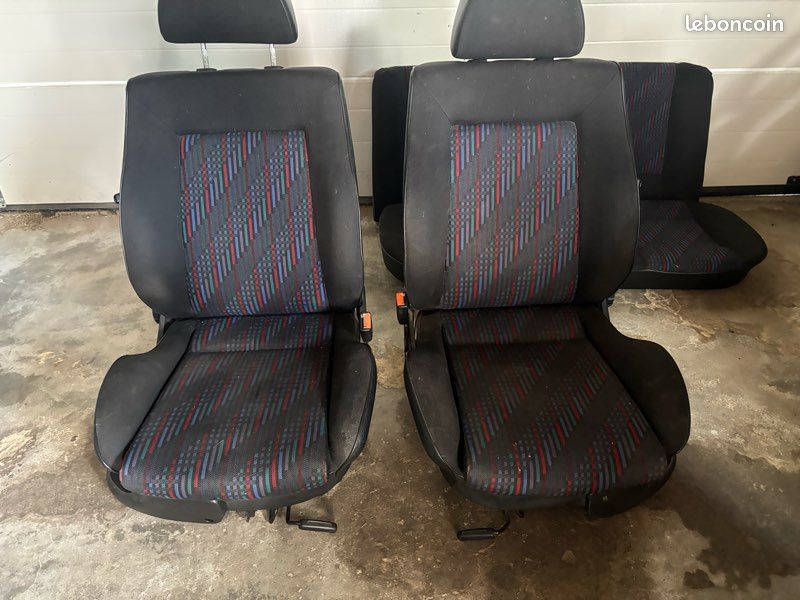 Je vends cet ensemble complet de sièges de golf 3 (image 2)