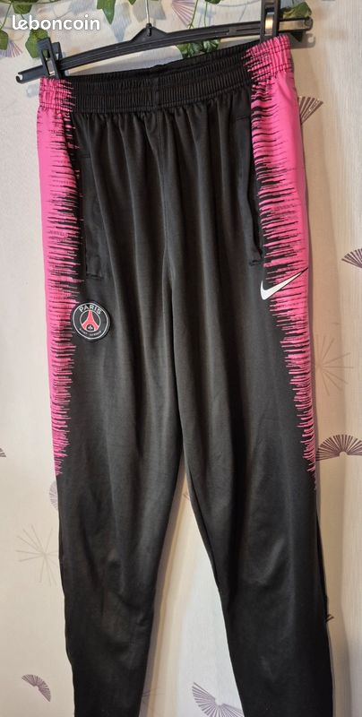 Jogging Nike PSG – Rose et noir – Taille 36 Vêtements