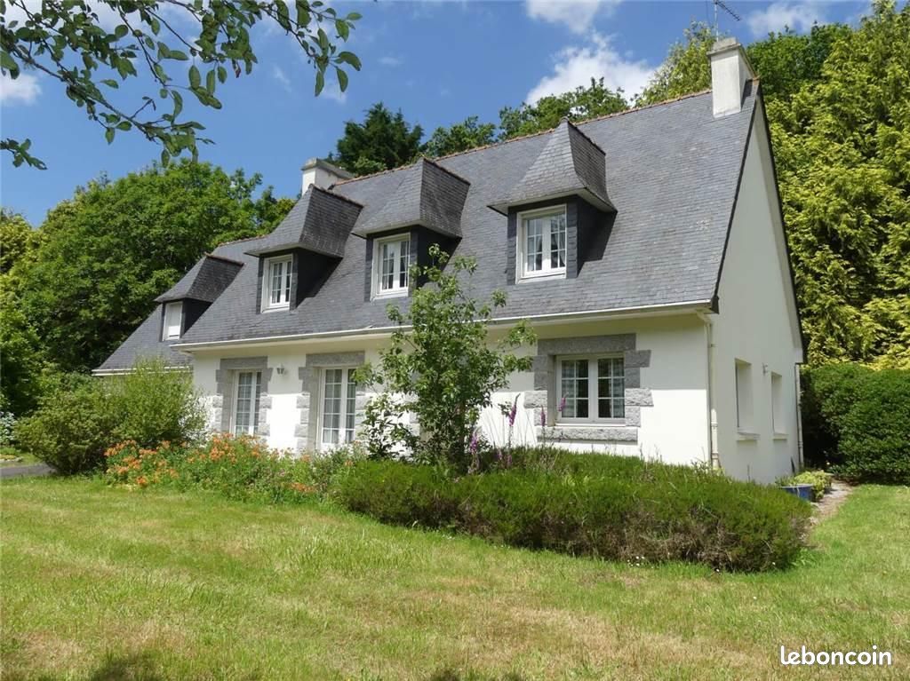 Maison 7 pièces 154 m² · à Gouesnach · 154 m² · 573 450 €