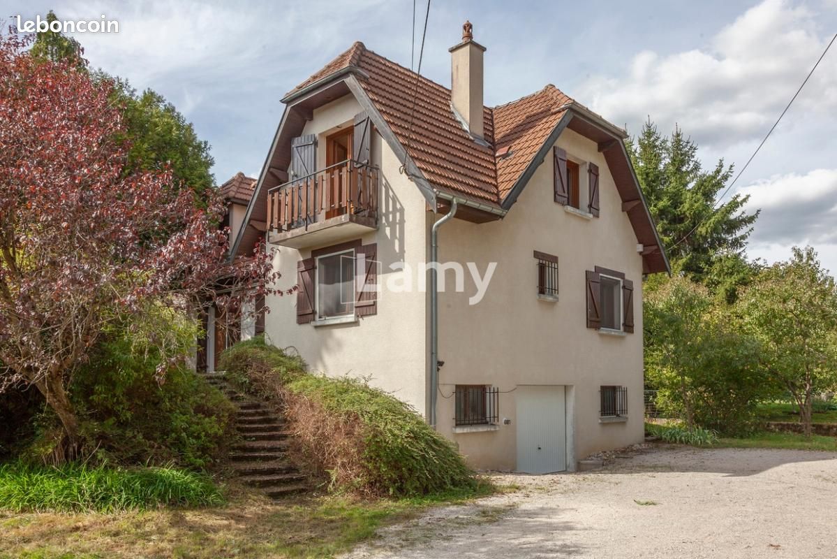 Maison 7 pièces 135 m² · aux Auxons · 135 m² · 239 000 €