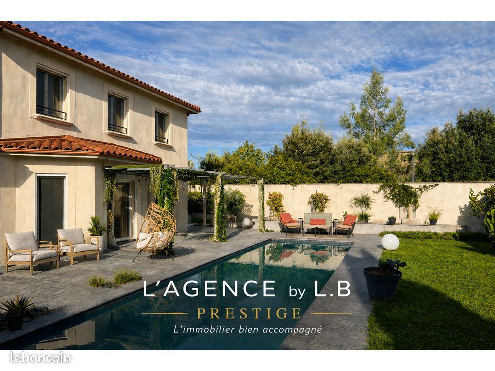 Maison 7 pièces 190 m² · à Sainte-Foy-lès-Lyon · 190 m² · 998 000 €