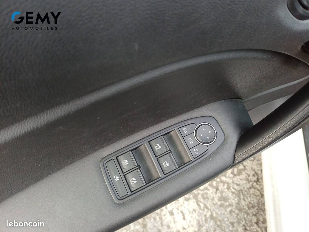RENAULT Captur E-Tech full hybrid 145 Equilibre (image 12)