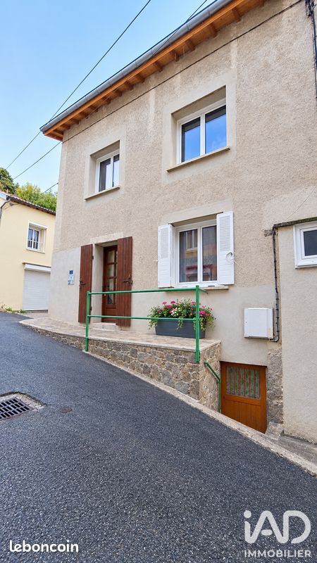 Maison 3 pièces 69 m² · à Bourg-Argental · 69 m² · 118 000 €