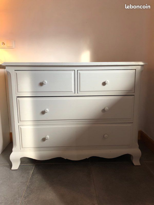 Commode en pin massif (image 1)