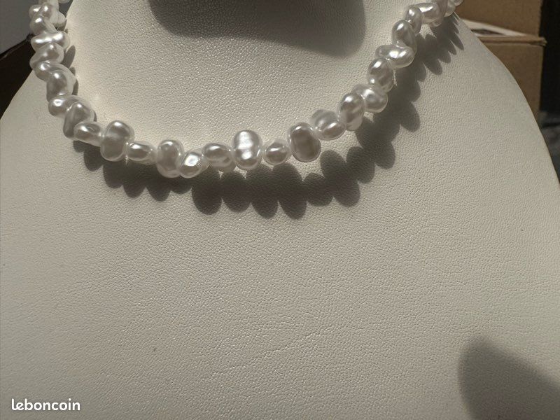 Collier (image 2)