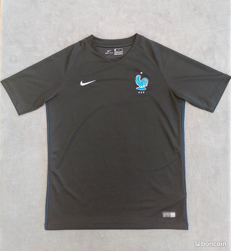 Maillot Équipe de France Nike FFF Authentic 2017 Taille S Vêtements