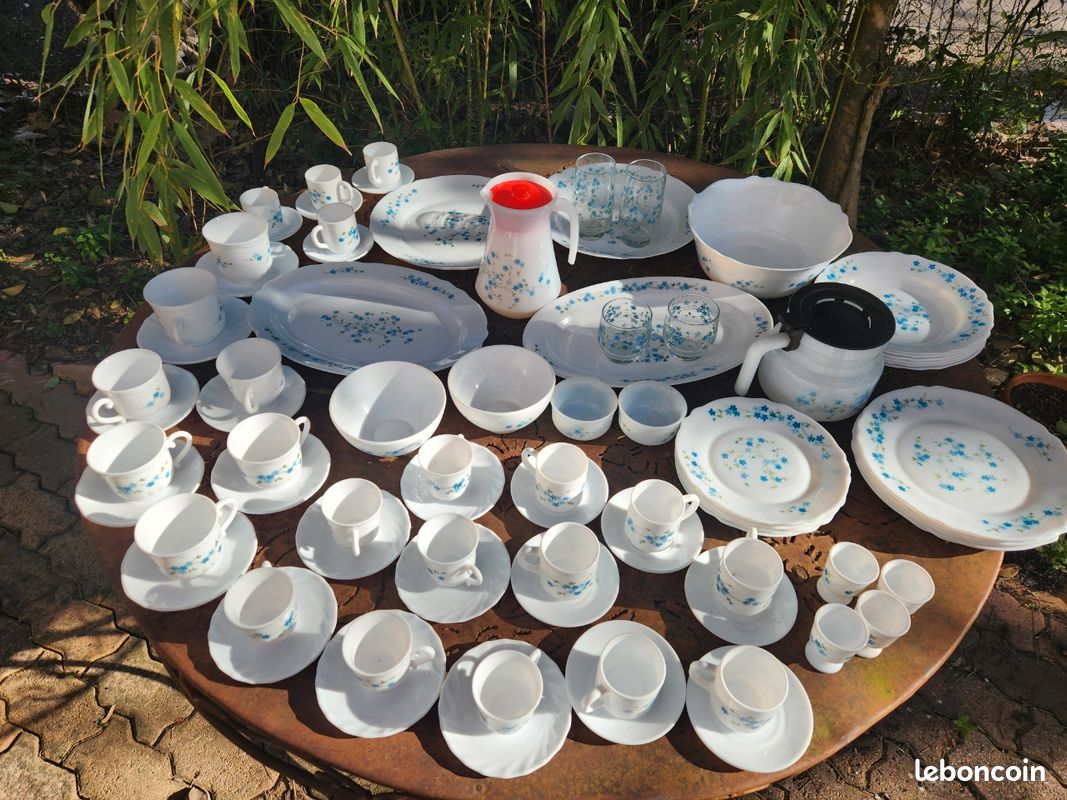Assiettes à Dessert Arcopal Veronica Myosotis - Modèle Vintage Années 70 - Bleu - France - Occasion TBE