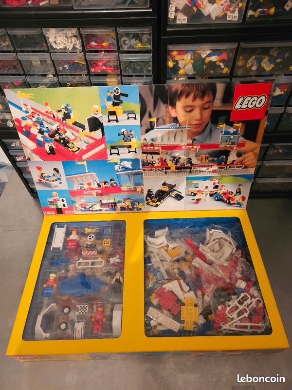 LEGO Victory Lap Raceway 6395 (image 2)