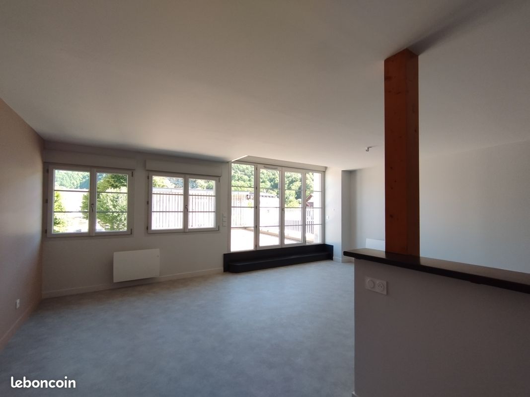 Appartement 3 pièces 99 m² · à Moirans-en-Montagne · 99 m² · 782 €/mois
