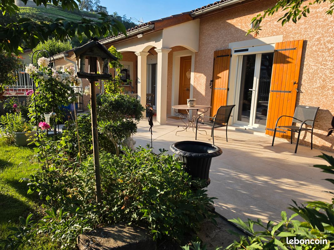 Maison 4 pièces 97 m² · à Condrieu · 97 m² · 463 000 €