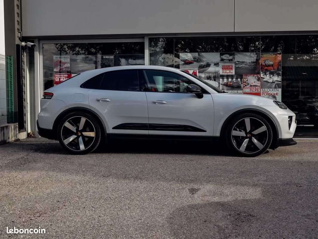 Porsche Macan ELECTRIQUE 4 408 ch (image 6)