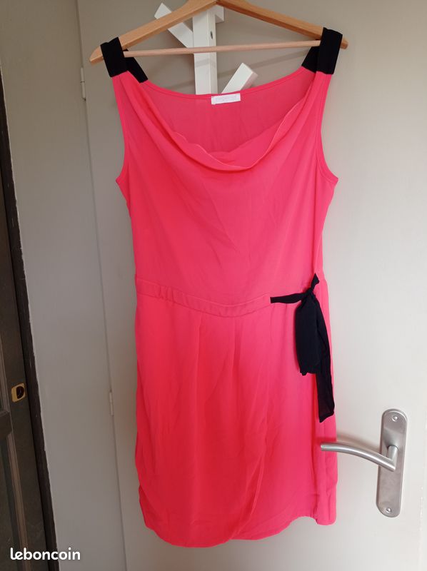 Robe courte corail T.40 (image 1)