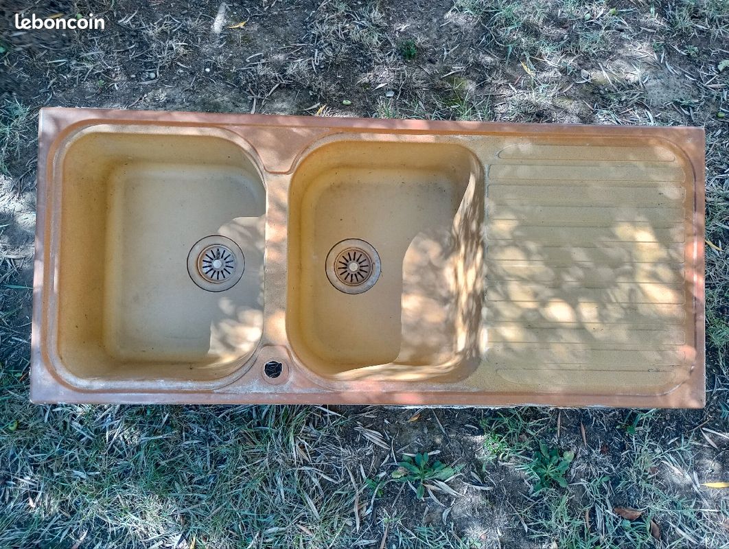 A vendre évier résine 2 bacs (image 1)