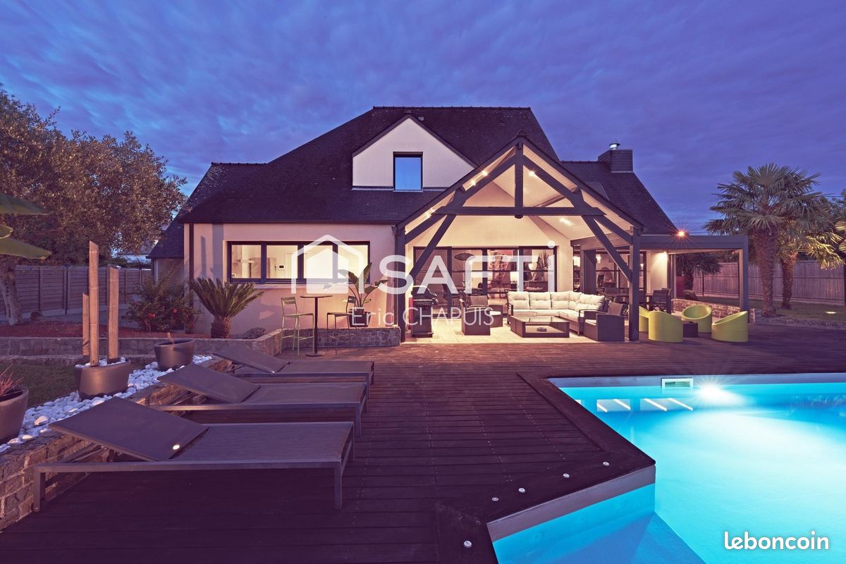 Maison 8 pièces 203 m² · à Cesson-Sévigné · 203 m² · 738 000 €