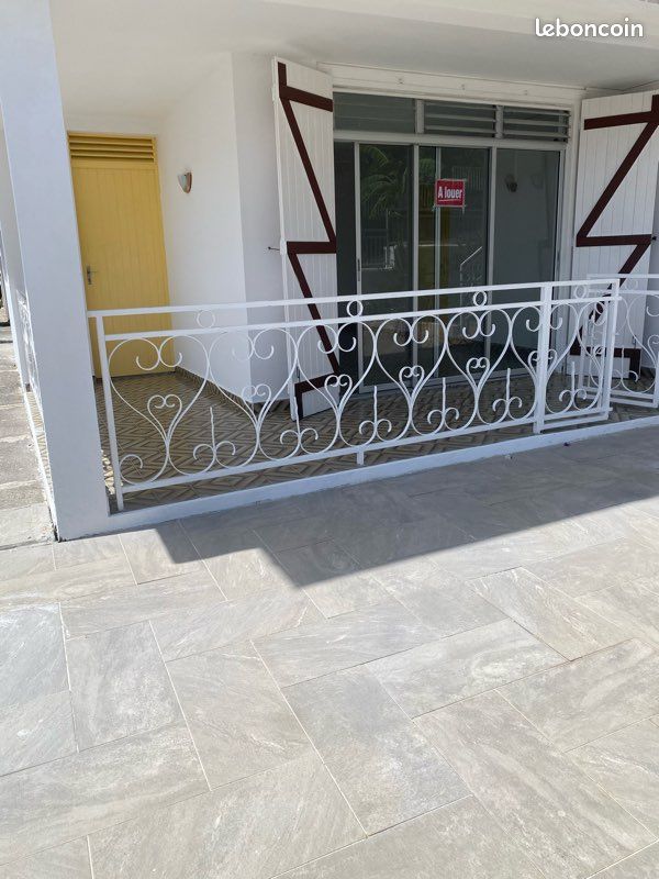 Appartement 3 pièces 65 m² · à Saint-Claude · 65 m² · 700 €